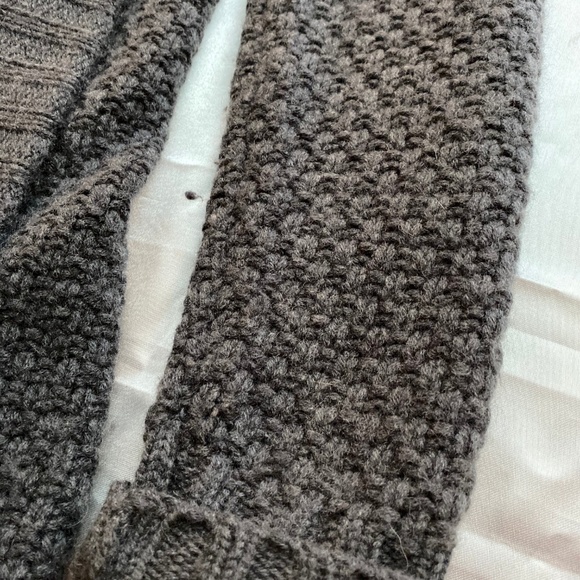 Cashmere Blend TAHARI GRAY CARDIGAN - Picture 7 of 8